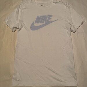 Dri-Fit Nike logo tshirt